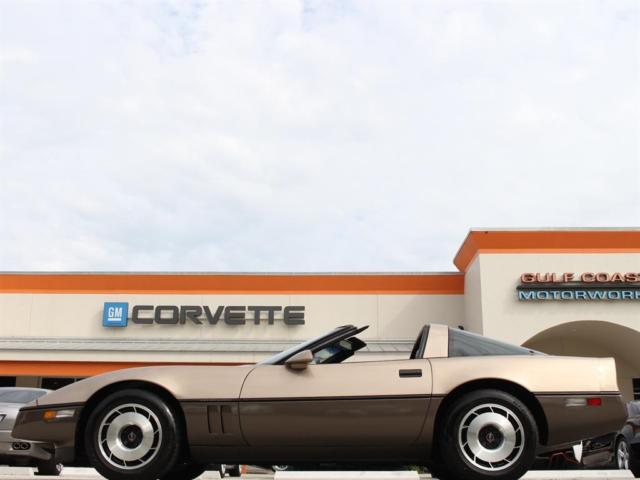 1985 Chevrolet Corvette Base Hatchback 2-Door - photo 4