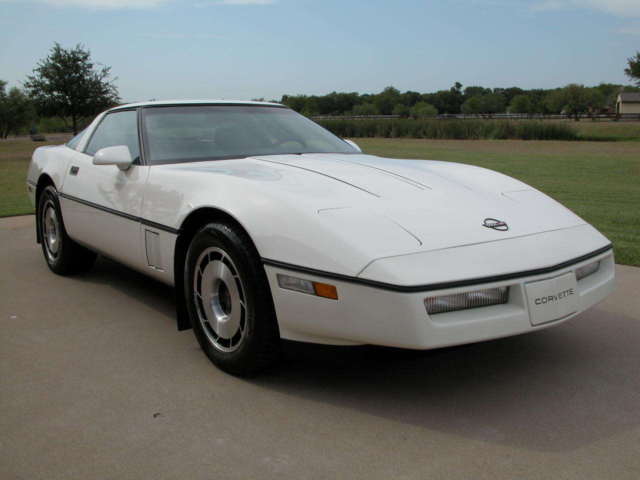 1985 Chevrolet Corvette Coupe 5.7 L 350 L98 Auto 26k Miles 2 TX Owners Like New 1985 Chevrolet Corvette Coupe L98 5.7L