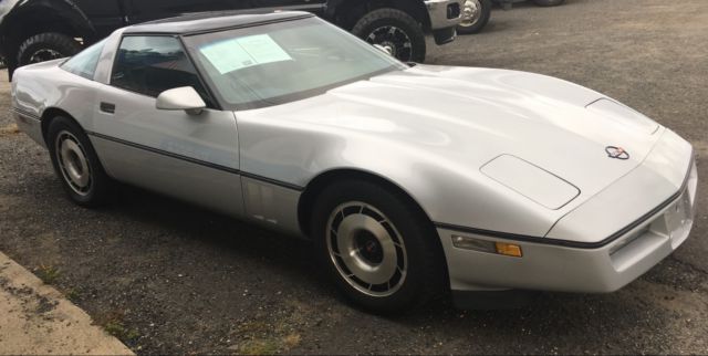 1985 Chevrolet Corvette - photo 2