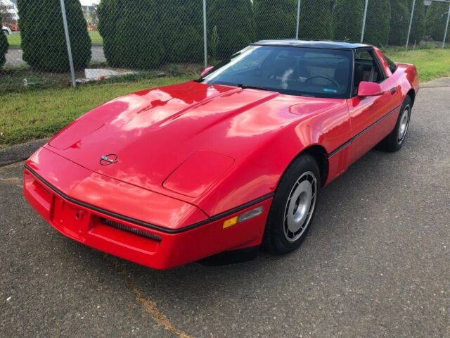 1985 CHEVROLET CORVETTE COUPE RED 350V8 GLASS TOPS 61,000 MILES 1985 Chevrolet Corvette --