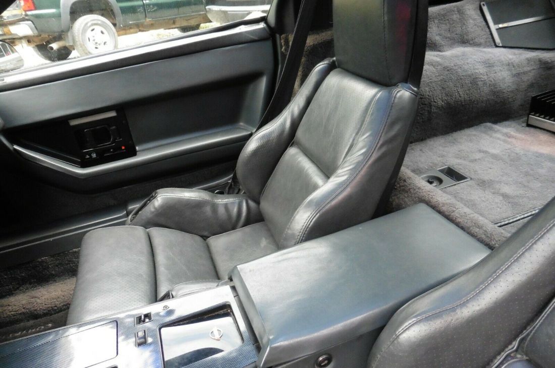 1985 Chevrolet Corvette - photo 13