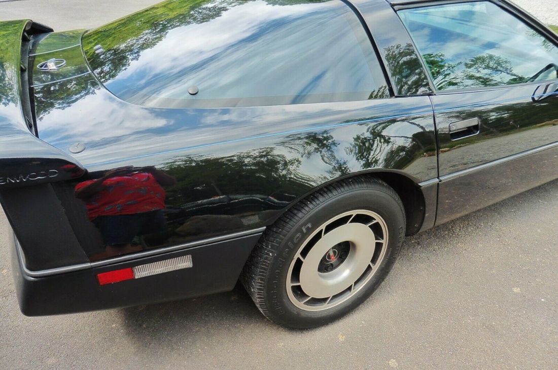 1985 Chevrolet Corvette - photo 5