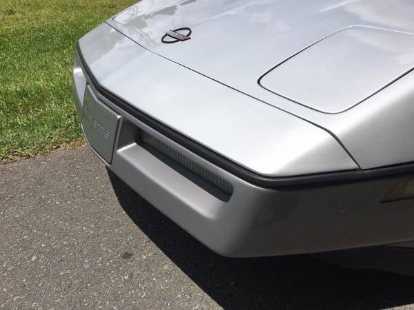 1985 Chevrolet Corvette 2dr Coupe - photo 11