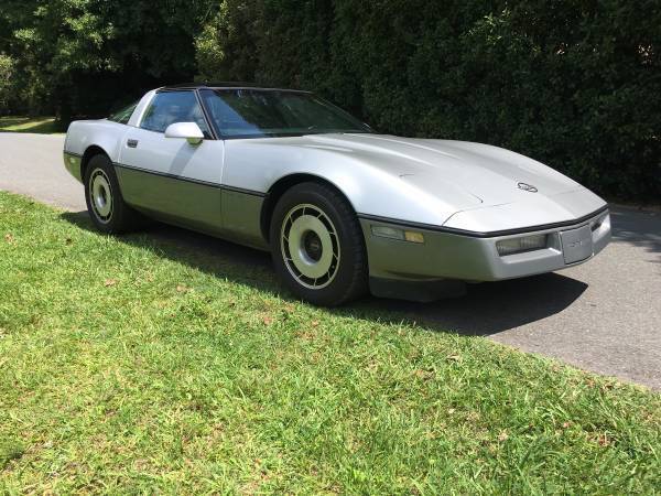 1985 Chevrolet Corvette 2dr Coupe - photo 2