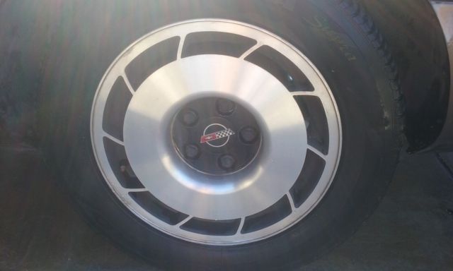 1985 Chevrolet Corvette - photo 8