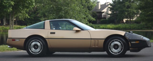 1985 Chevrolet Corvette - photo 2