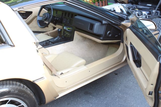 1985 Chevrolet Corvette - photo 9