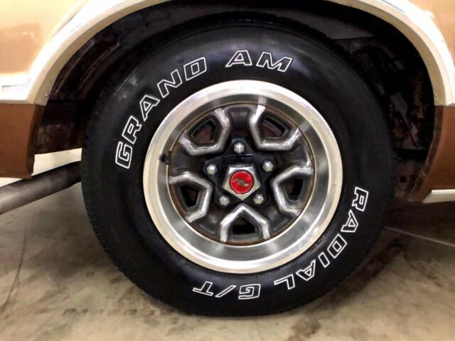 1985 Chevrolet El Camino -- - photo 12