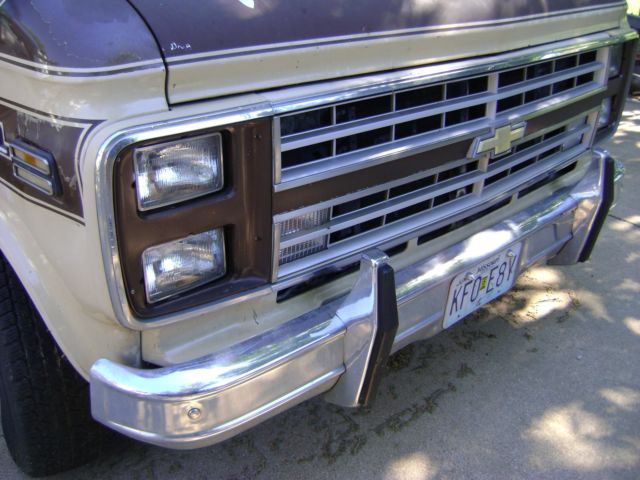 1985 Chevrolet G20 Van - photo 4