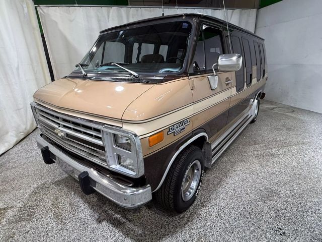 1985 Chevrolet G20 Van Conversion - photo 3
