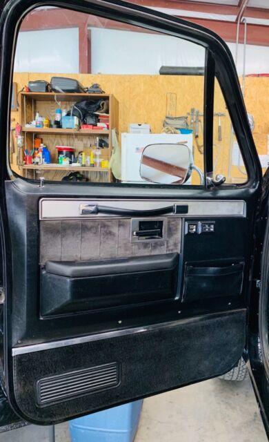 1985 Chevrolet Other Pickups - photo 4