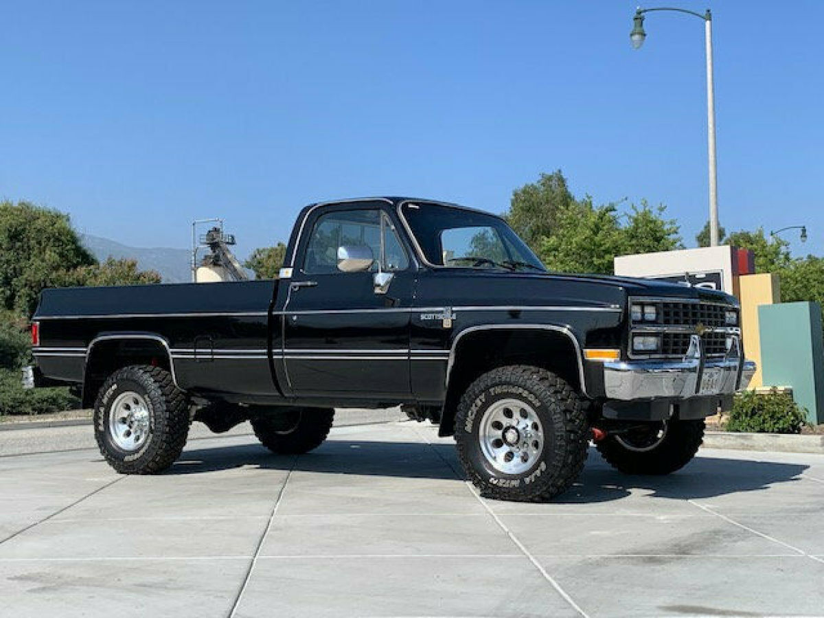 1985 Chevrolet Other Pickups - photo 2