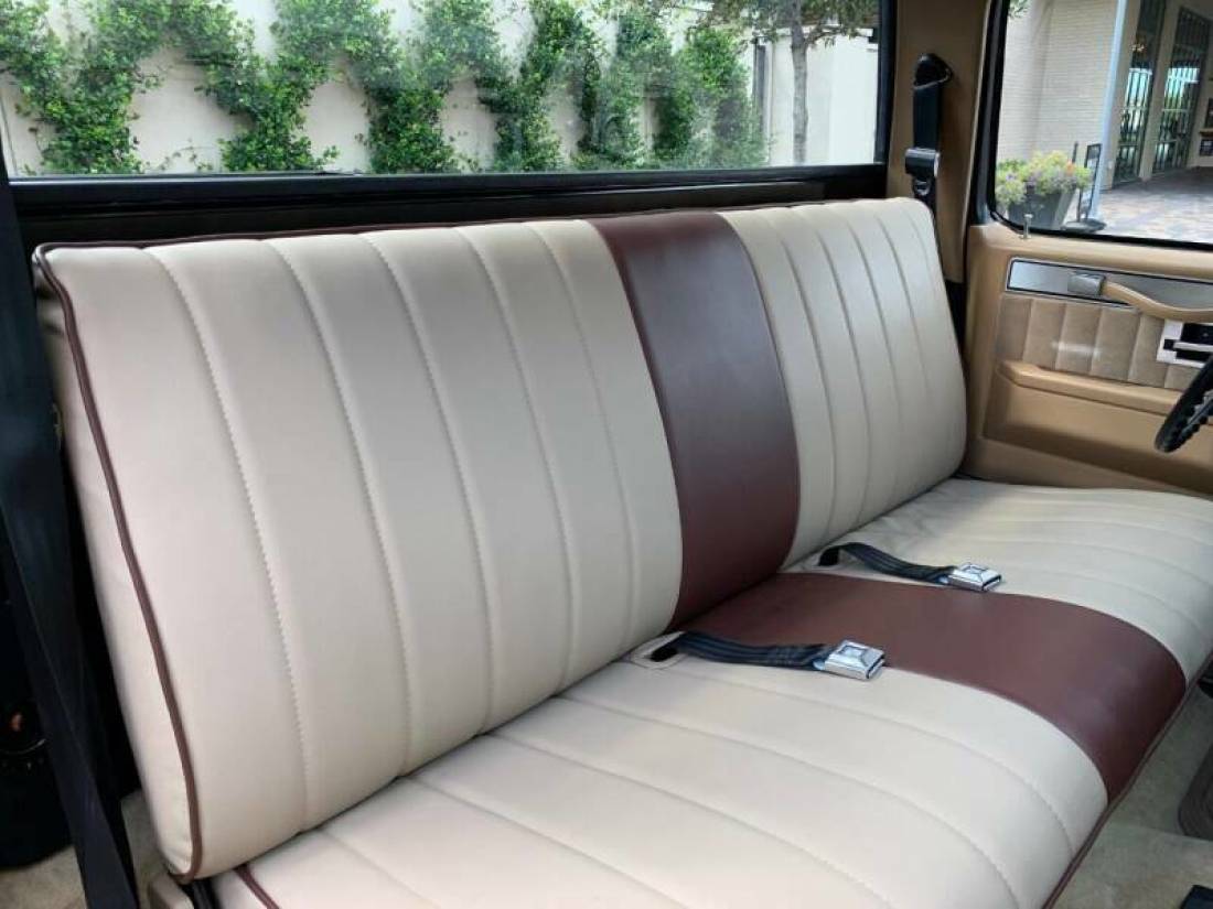 1985 Chevrolet C/K Pickup 1500 - photo 11