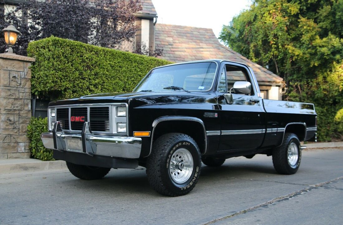 1985 Chevrolet C/K Pickup 1500 - photo 2