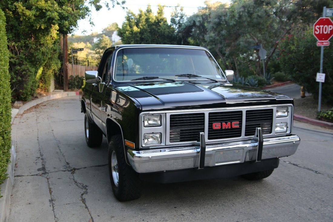 1985 Chevrolet C/K Pickup 1500 - photo 4