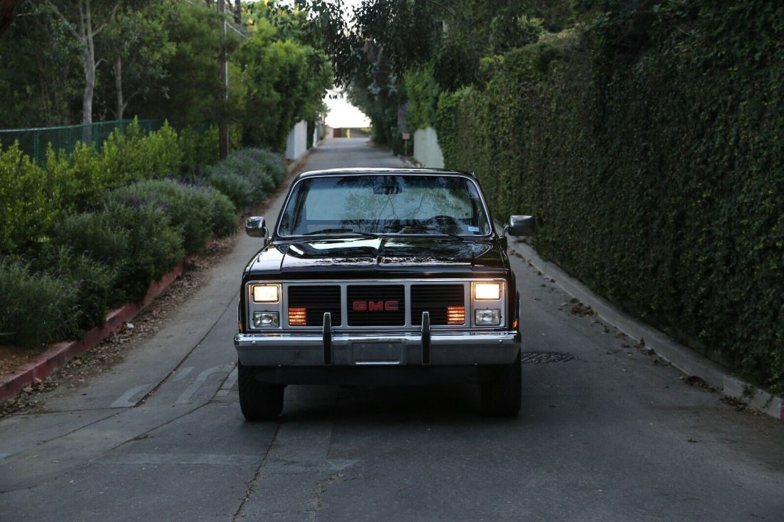 1985 Chevrolet C/K Pickup 1500 - photo 7