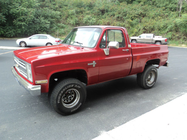 1985 Chevrolet C/K Pickup 1500 - photo 3