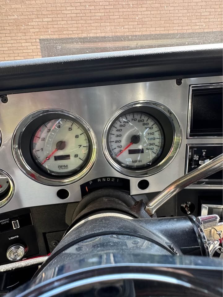 1985 Chevrolet C/K Pickup 1500 - photo 12