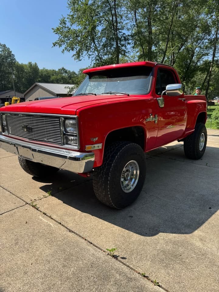 1985 Chevrolet C/K Pickup 1500 - photo 2