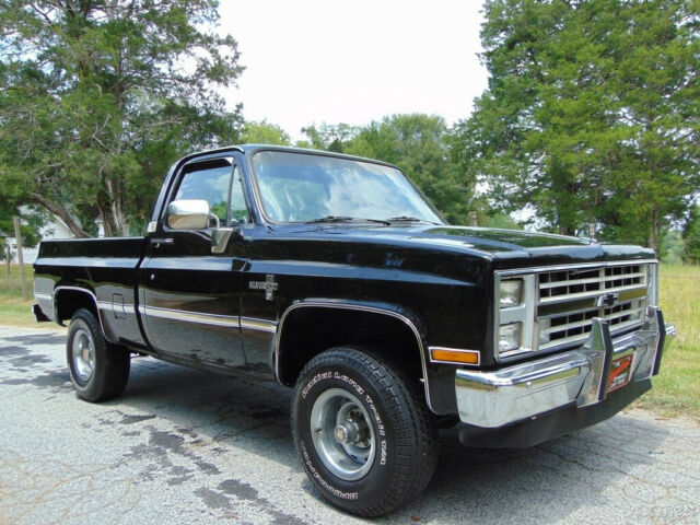 1985 Chevrolet K10 MUST SEE FULLY RESTORED SILVERADO K10 NO RUST - photo 12