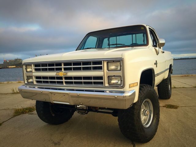 1985 Chevrolet C/K Pickup 1500 Silverado - photo 2