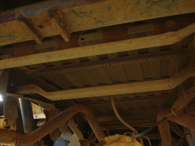 1985 Chevrolet C/K Pickup 1500 Silverado Standard Cab Pickup 2-Door - photo 10