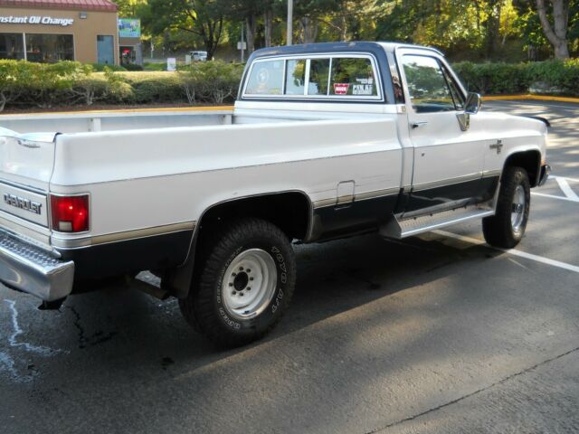 1985 Chevrolet K20 Pickup Silverado - photo 11