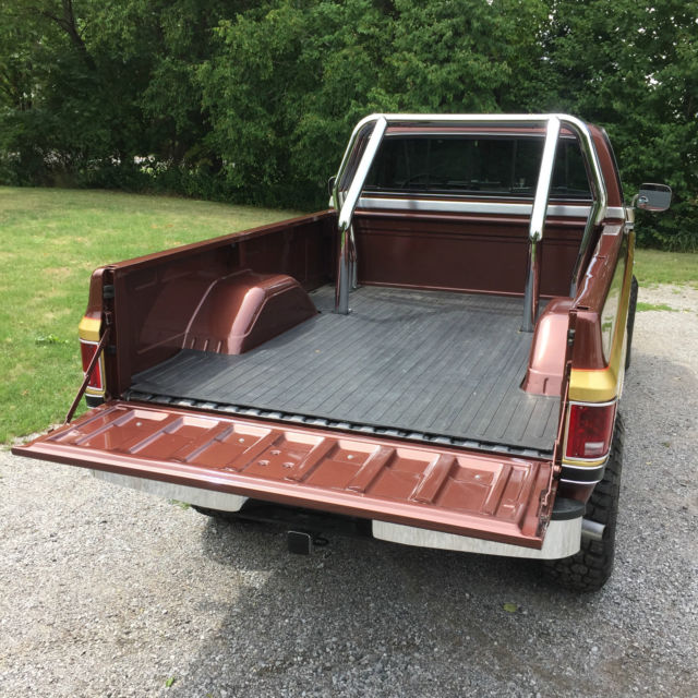 1985 Chevrolet C/K Pickup 2500 2500 k20 c10 - photo 4