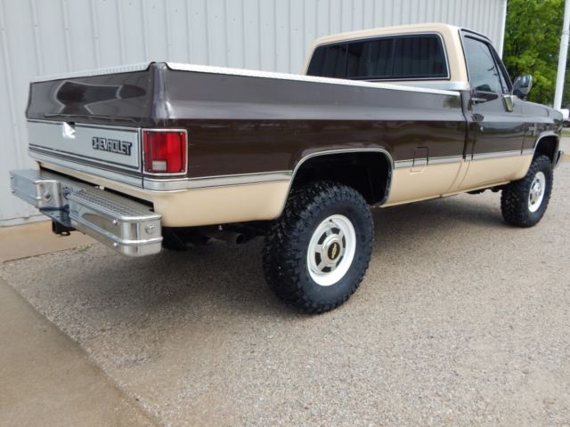 1985 Chevrolet C/K Pickup 2500 - photo 6