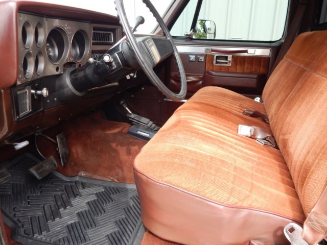 1985 Chevrolet C/K Pickup 2500 - photo 8