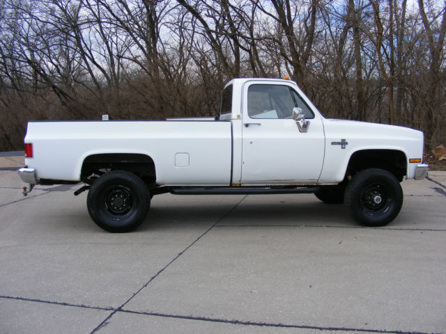 1985 Chevrolet C/K Pickup 3500 Silverado - photo 10