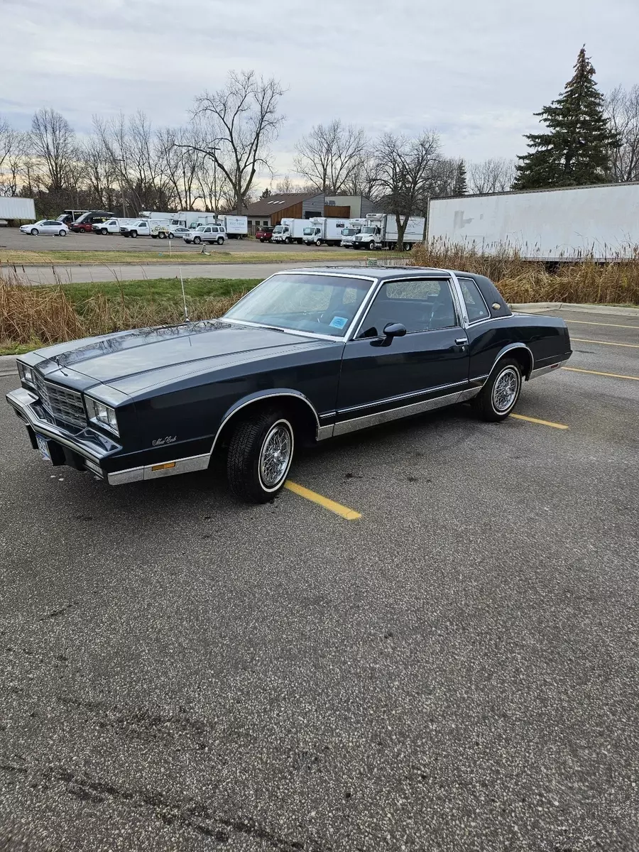 1985 Chevrolet Monte Carlo Coupe Blue 1985 Chevrolet Monte Carlo