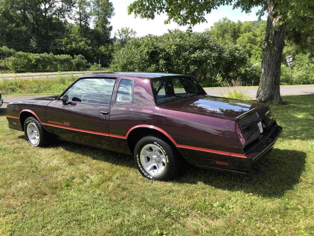 1985 Chevrolet Monte Carlo - photo 2