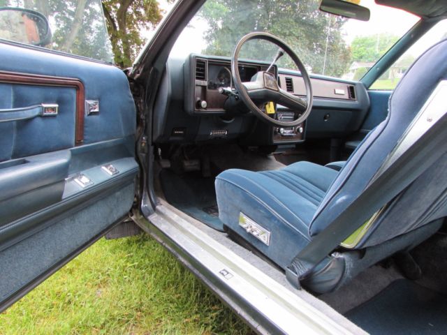 1985 Chevrolet Monte Carlo - photo 8