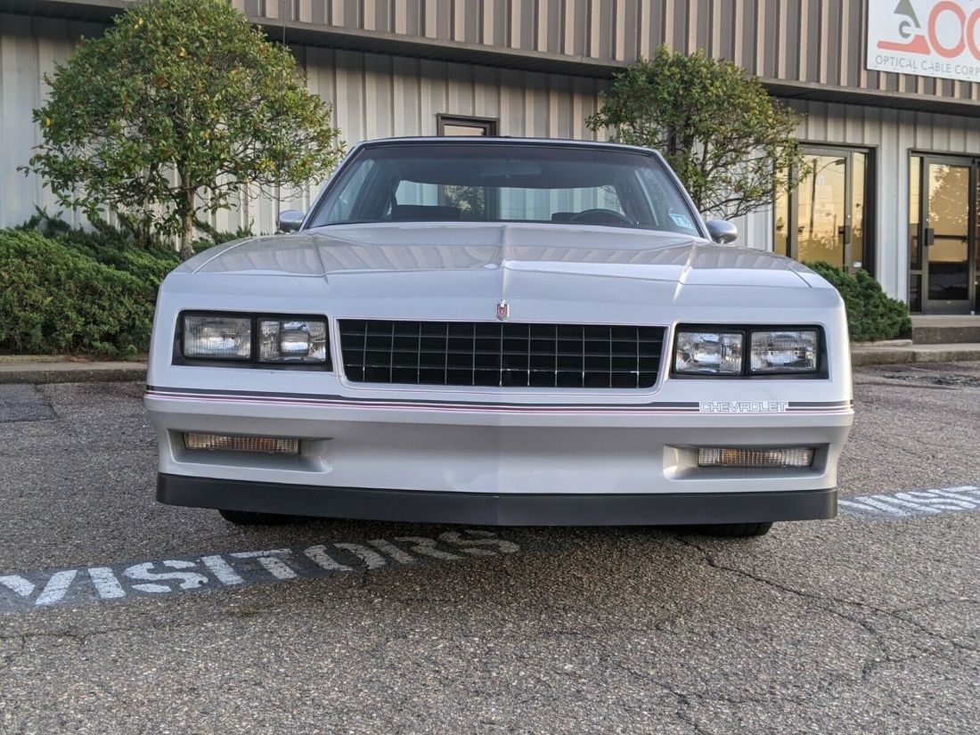 1985 Chevrolet Monte Carlo - photo 2