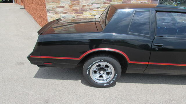 1985 Chevrolet Monte Carlo 2 Owner, Extremely Clean, New Tires - photo 6