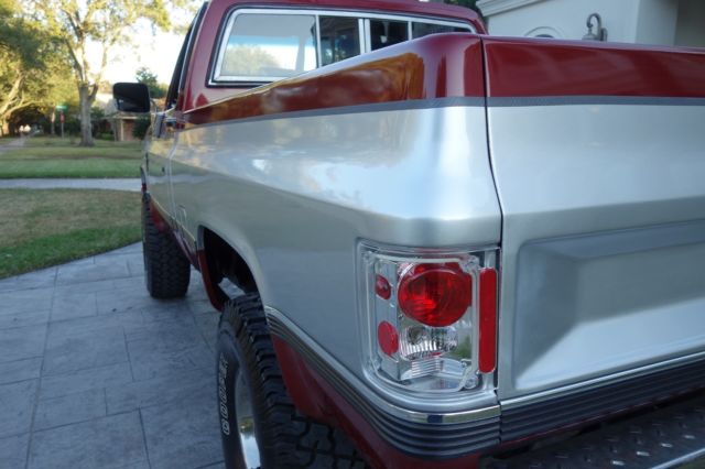 1985 Chevrolet C/K Pickup 1500 Scottsdale - photo 10