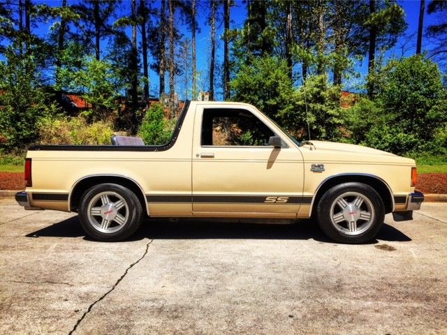 1985 CHEVROLET S10 BLAZER TAHOE EDITION 350 SWAP SBC S-10 S-15 JIMMY GMC CUSTOM 1985 Chevrolet S-10 Tahoe