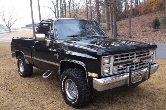 1985 Chevrolet C/K Pickup 1500 SILVERADO - photo 6