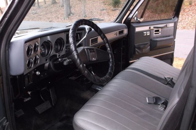 1985 Chevrolet C/K Pickup 1500 SILVERADO - photo 7