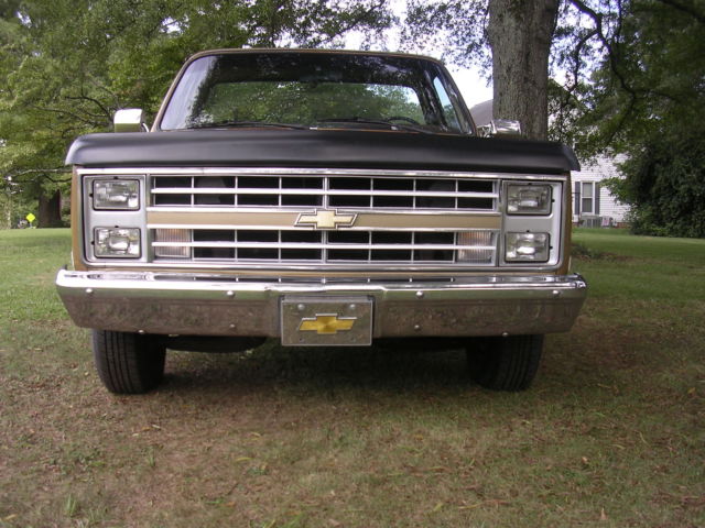 1985 Chevrolet Silverado C10 1985 Chevrolet C-10