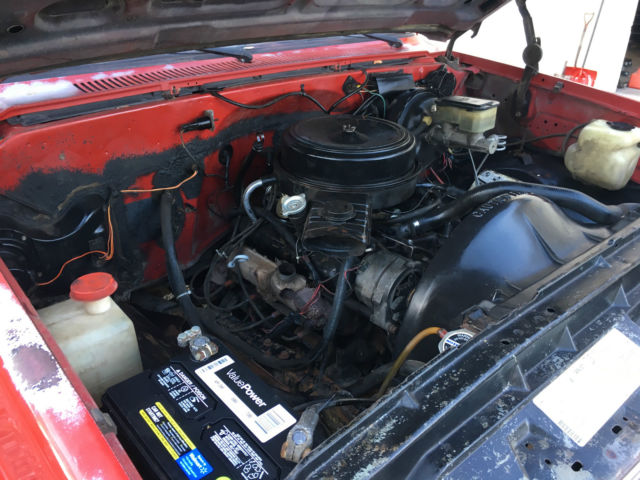 1985 Chevrolet C/K Pickup 1500 Custom Deluxe - photo 13
