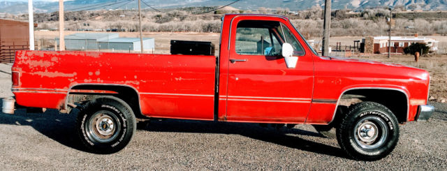 1985 Chevrolet C/K Pickup 1500 Custom Deluxe - photo 4