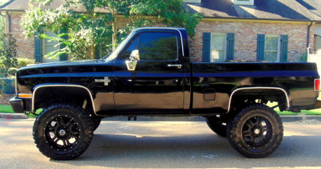 1985 Chevrolet C-10 C-10 SWB 4X4 TRUCK CHEVY GMC BBC SIERRA SILVERADO - photo 2