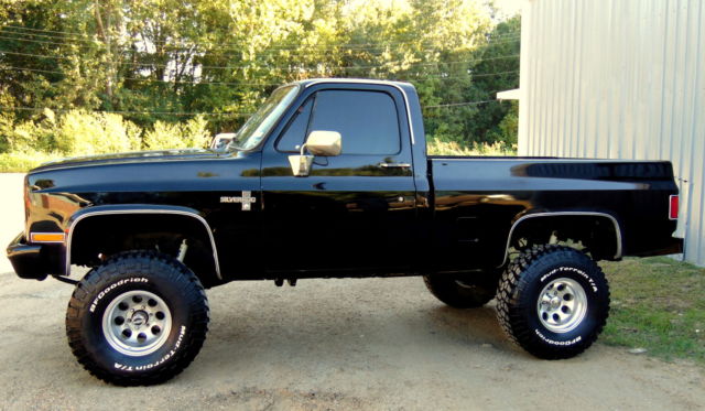 1985 Chevrolet C-10 C-10 4X4 TRUCK CHEVY GMC OTHER SIERRA SILVERADO - photo 2