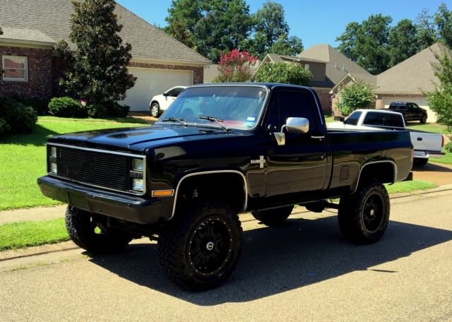 1985 Chevrolet Silverado 1500 4x4 CHEBVY FRAME OFF LIFT NEW 402 BIG BLOCK 700R4 - photo 9