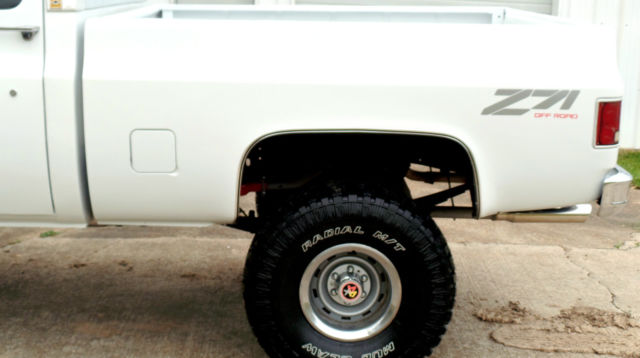 1985 Chevrolet C-10 TRUCK 1500 SILVERADO C/K K10 CHEVY GMC 4X4 Z71 - photo 9