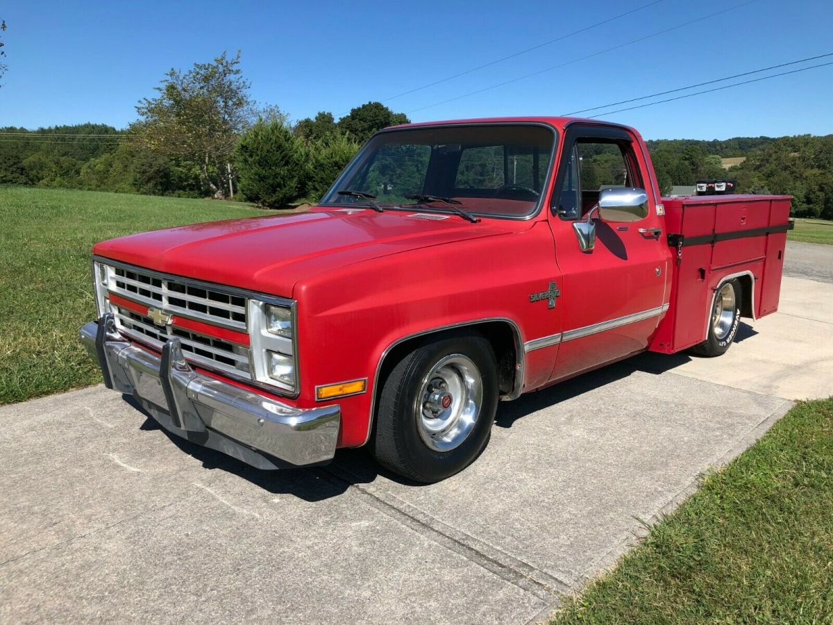 1985 Chevy C10 2 Wheel Drive Short Bed Solid Southern Truck 1985 Chevrolet C-10 SILVERADO