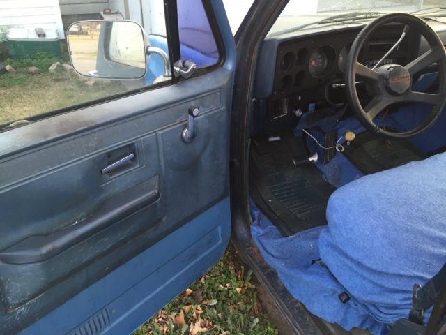1985 Chevrolet C-10 - photo 3
