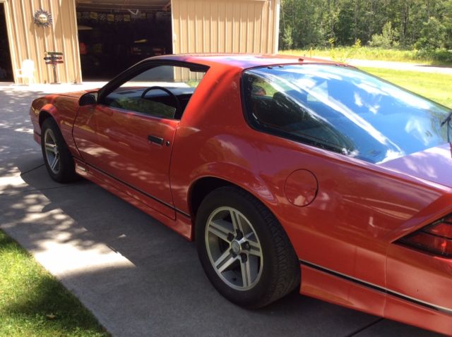 1985 Chevrolet Camaro Z28 - photo 2